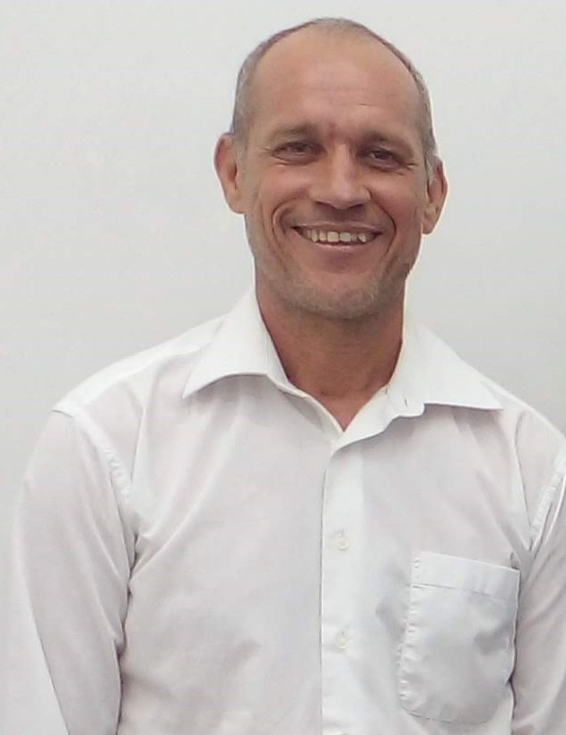 Professor Jozenei Pereira